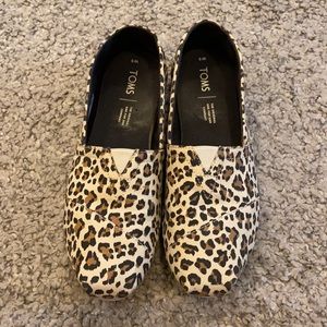 Toms leopard print classic flats 🐆